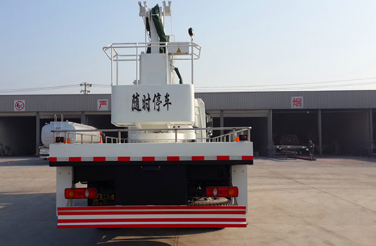 东风天锦22米高空作业车