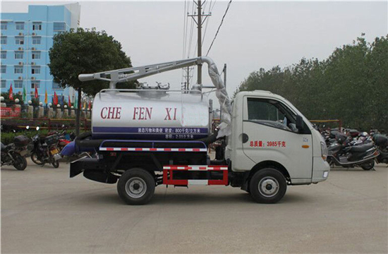 时代小卡2.5方吸粪车