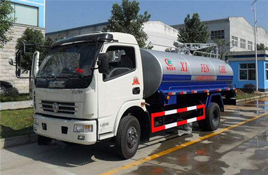 东风多利卡5.5方吸粪车
