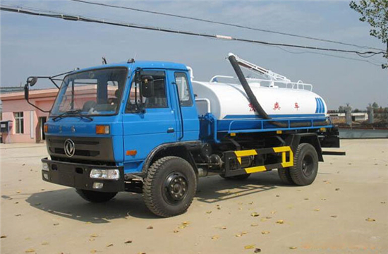东风153平头11方吸粪车