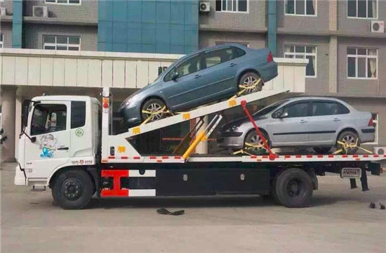 东风天锦一拖三清障车