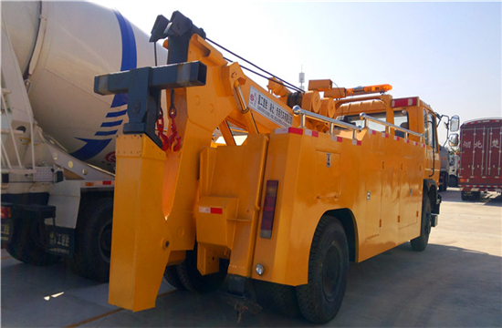 东风153拖吊联体清障车