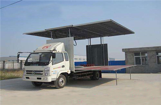凯马舞台车
