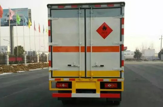 江铃气瓶厢式运输车