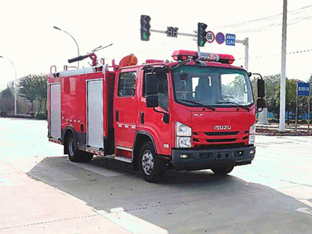 五十铃3.5吨泡沫消防车