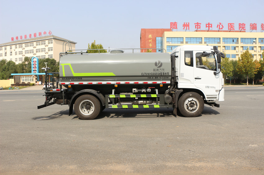 12方福瑞卡F9洒水车