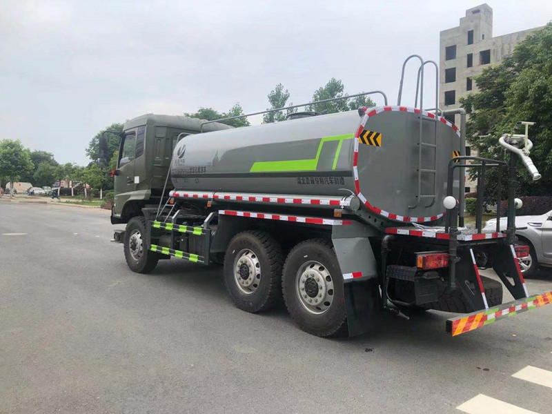东风天锦10方洒水车-六驱动洒水车