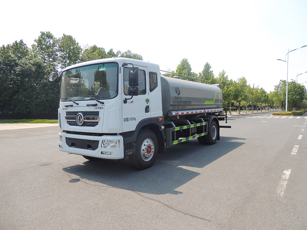东风D9 -16方抑尘车