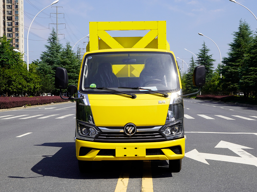 福田奥铃M卡防撞缓冲车