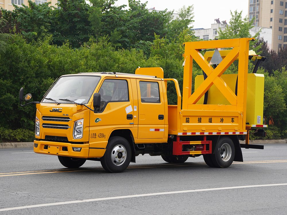 JMC防撞缓冲车