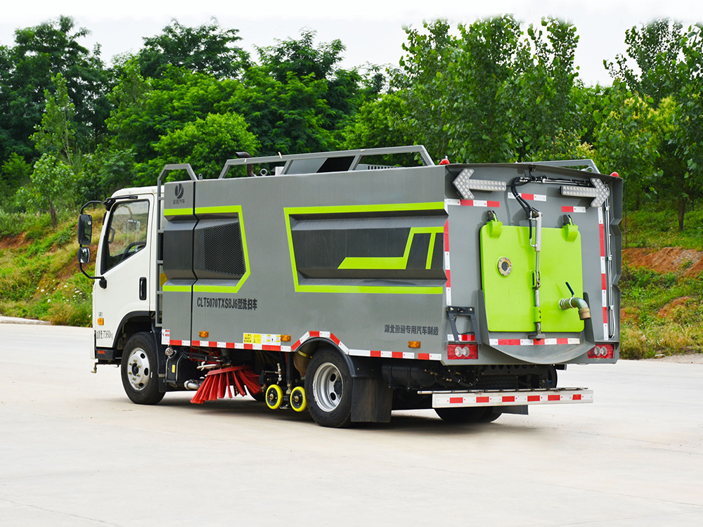 福田H2老款洗扫车