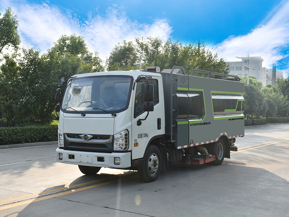 福田吸尘车